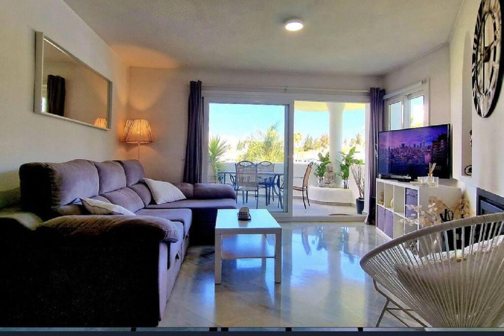 Apartament 5* Stunning Golf & Sea *