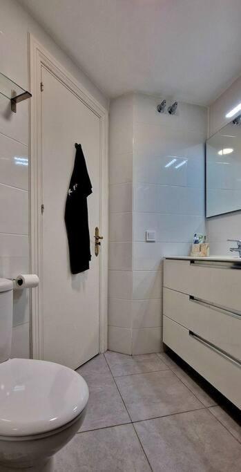 Apartment 5* Stunning Golf & Sea