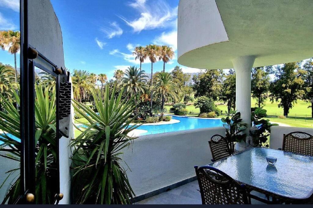 5* Stunning Golf & Sea